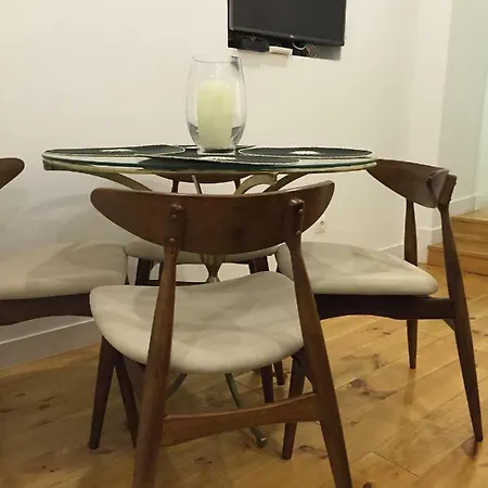Downtown House Chiado شقة *